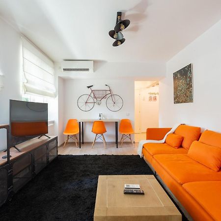 City Center-Cozy One Bedroom Apartment Бухарест Екстер'єр фото